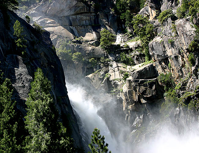 <b>Beautiful Yosemite</b><br>Here's another from the beautiful Yosemite National Park.